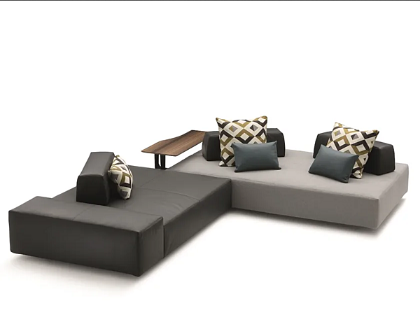 Canapé d'angle en tissu avec coussins rembourrés Flou Softbench usine Flou de l'Italie. Foto №1