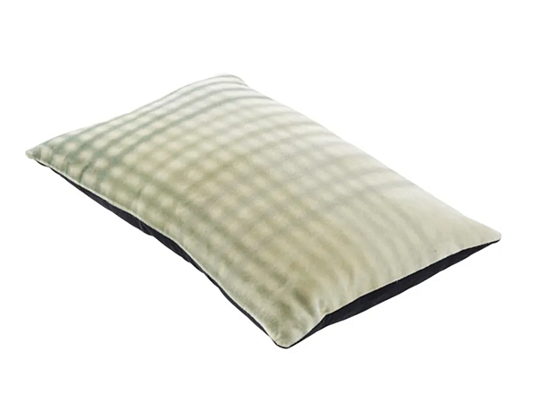 Coussin rectangulaire en velours Flou LIGNE ROSET 11020608-11020609 usine LIGNE ROSET de l'Italie. Foto №1