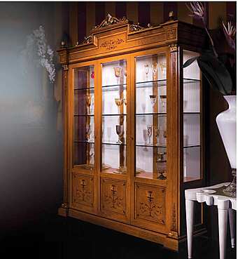 EZIO BELLOTTI vitrine 1063 usine EZIO BELLOTTI de l'Italie