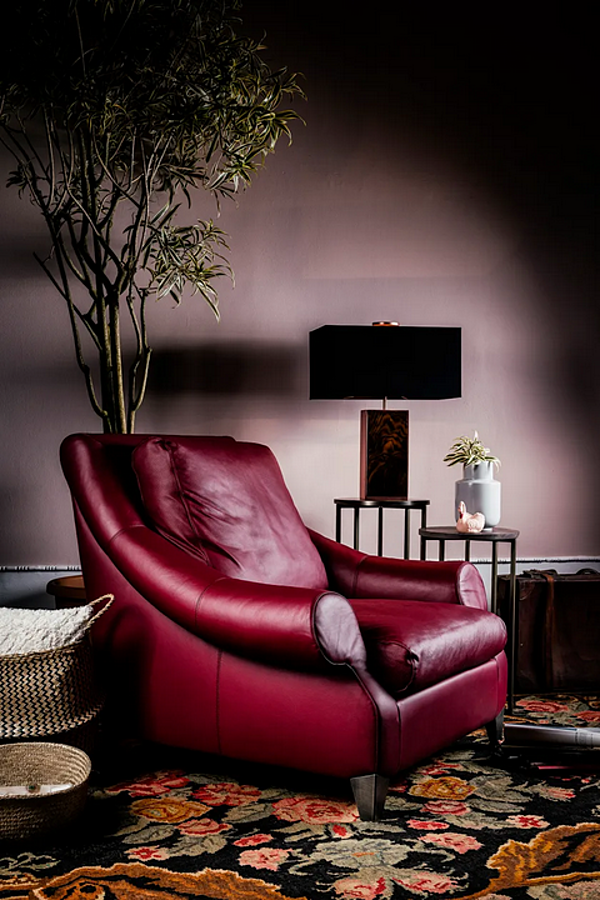 Fauteuil en cuir avec housse amovible et accoudoirs Miranda Black Tie MIR10 usine Black Tie de l'Italie. Foto №2