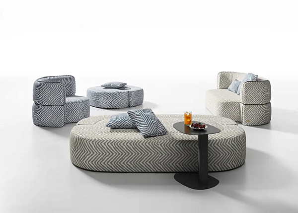 Fauteuil de jardin rembourré en tissu avec accoudoirs Liu Jo Living Collection Soft Island SFO usine Liu Jo Living Collection de l'Italie. Foto №10