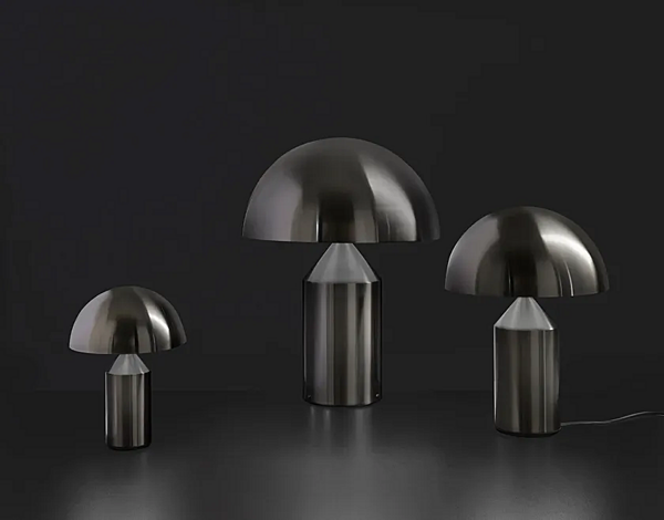 Lampe de table en aluminium nickel Atollo Oluce usine Oluce de l'Italie. Foto №2