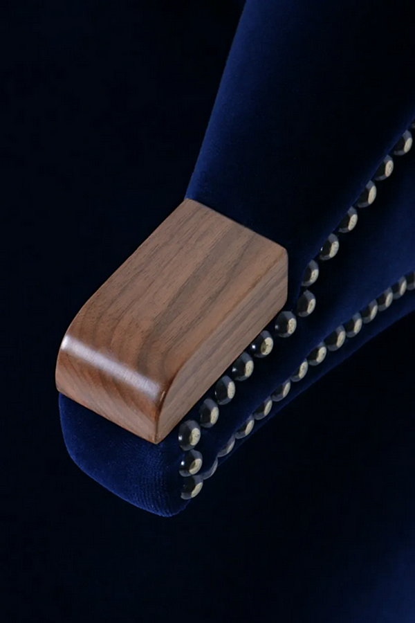 Fauteuil en velours rembourré avec accoudoirs Nanook BRABBU usine BRABBU de l'Italie. Foto №10