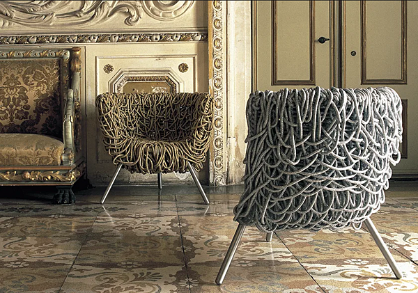 Fauteuil en tissu avec accoudoirs Edra Vermelha CTV010 usine EDRA de l'Italie. Foto №4