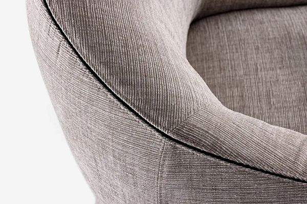 Fauteuil avec accoudoirs en tissu Madame Butterfly Flou usine Flou de l'Italie. Foto №6
