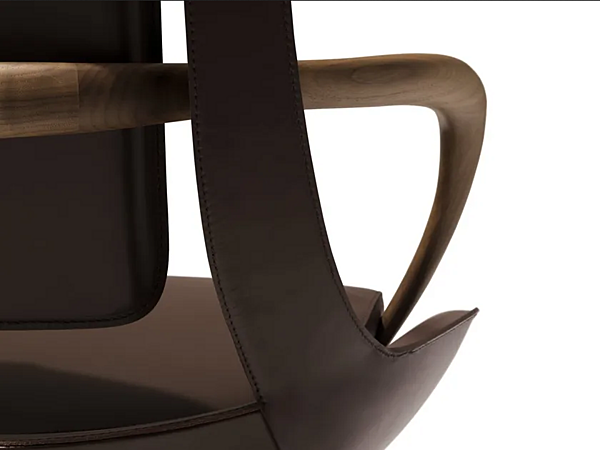 Chaise de direction avec roulettes et base à 5 branches GIORGETTI Clip 86000 usine GIORGETTI de l'Italie. Foto №2
