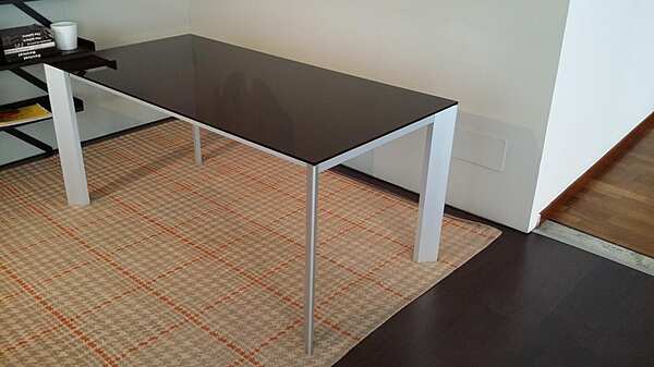 Table desalto EVERY 393 usine DESALTO de l'Italie. Foto №8