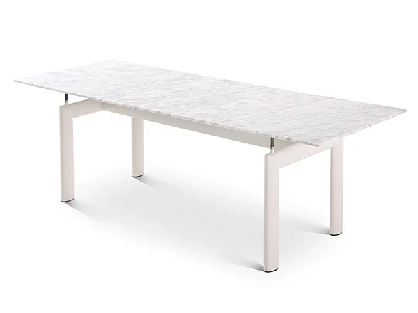 Table de jardin rectangulaire en marbre de Carrare CASSINA Tube D Avion Outdoor 006 usine CASSINA de l'Italie. Foto №2