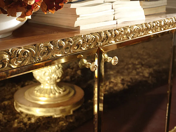 Bibliothèque en bois Royal A.R. Arredamenti usine A.R.ARREDAMENTI SRL de l'Italie. Foto №3