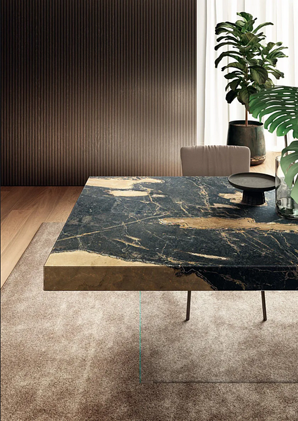 Table rectangulaire en verre avec plateau en Xglass effet marbre LAGO AIR 2170x usine LAGO de l'Italie. Foto №3