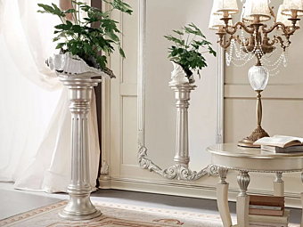 Pédestal en bois Modenese Luxury Interiors 13627 usine MODENESE GASTONE de l'Italie