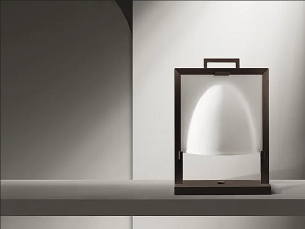 Lampe de table en bois et verre GIORGETTI Nao 45500 usine GIORGETTI de l'Italie. Foto №2