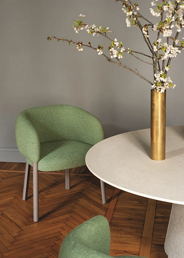 Chaise en tissu avec accoudoirs Aretha BROSS 1811 usine BROSS de l'Italie. Foto №2