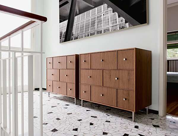 Accessoires PORADA usine PORADA de l'Italie. Foto №3