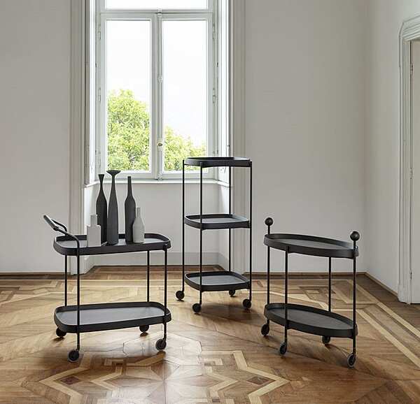 Desserte PORADA Jet 1 usine PORADA de l'Italie. Foto №4