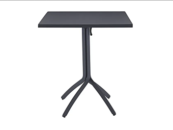 Table de jardin en bois pliable carrée Noomi LIGNE ROSET 005NFJ20 usine LIGNE ROSET de l'Italie