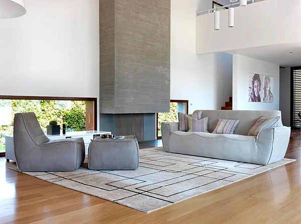 Pouf carré en cuir rembourré GYFORM Nano usine Gyform de l'Italie. Foto №3