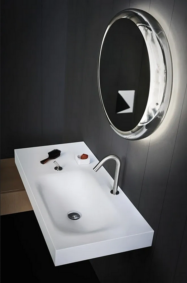 Robinet de lavabo à deux trous en acier inoxydable carré AGAPE usine Agape de l'Italie. Foto №4