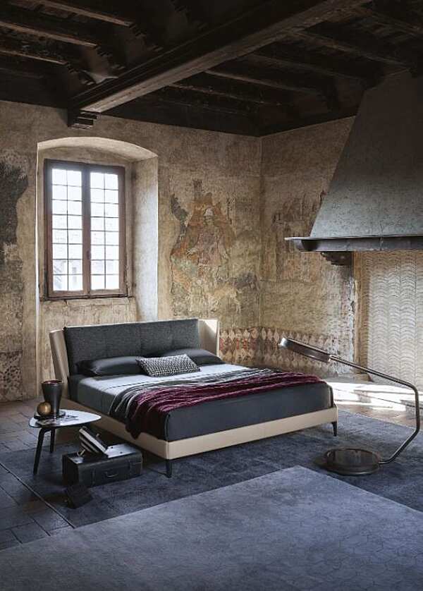 Lit POLTRONA FRAU Bretagne Bed usine POLTRONA FRAU de l'Italie. Foto №4