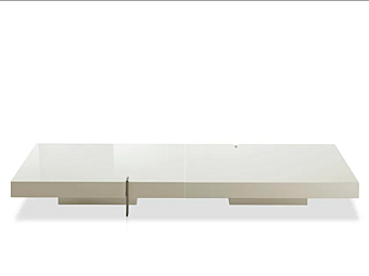 Table basse carrée en bois Butter Saba