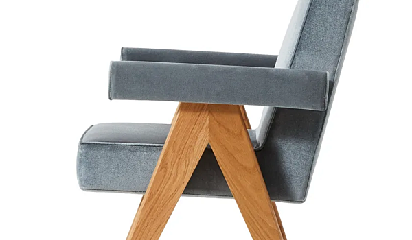 Chaise en tissu avec accoudoirs CASSINA Committee usine CASSINA de l'Italie. Foto №5
