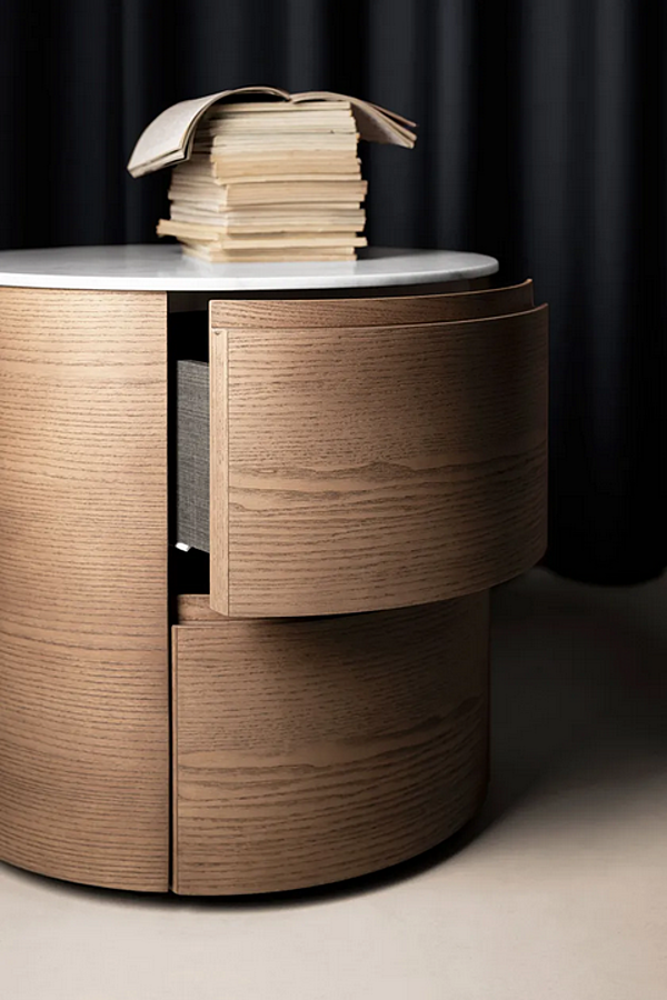 Table de chevet ronde avec tiroirs en bois Kristalia Orbit usine Kristalia de l'Italie. Foto №4