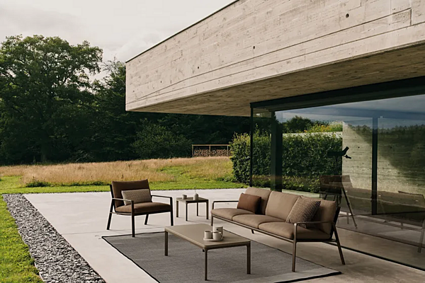 Table d'appoint de jardin en aluminium KETTAL Park Life usine KETTAL de l'Italie. Foto №4