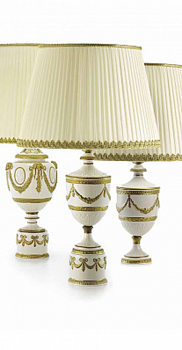 Lampe de table VILLARI 0000301.402 usine VILLARI de l'Italie. Foto №1