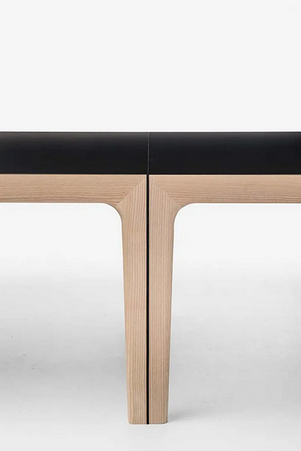 Table rectangulaire extensible en Fenix NTM BROSS Amalong 3190/3191 usine BROSS de l'Italie. Foto №3