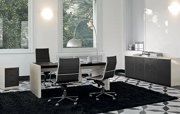 Bureau exécutif en bois en forme de L avec tiroirs I 4 Mariani Blade usine i 4 Mariani de l'Italie. Foto №4