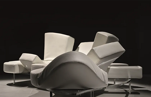 Canapé en cuir courbé avec repose-tête Edra Flap FLP010 usine EDRA de l'Italie. Foto №2