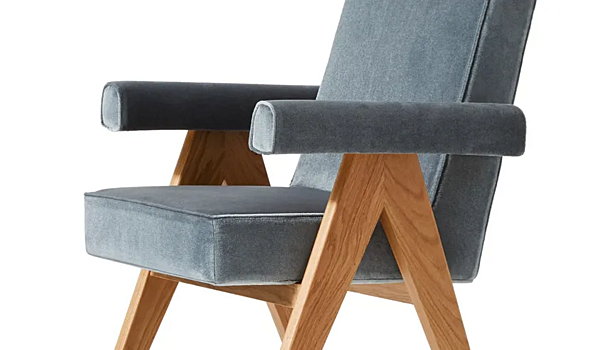 Chaise en tissu avec accoudoirs CASSINA Committee usine CASSINA de l'Italie. Foto №4