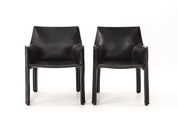 Fauteuil en cuir tanné avec accoudoirs CASSINA 413 CAB usine CASSINA de l'Italie. Foto №7