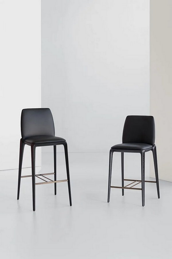 Tabouret haut en cuir avec dossier Hiru 947 A Potocco 947/A usine POTOCCO de l'Italie. Foto №3