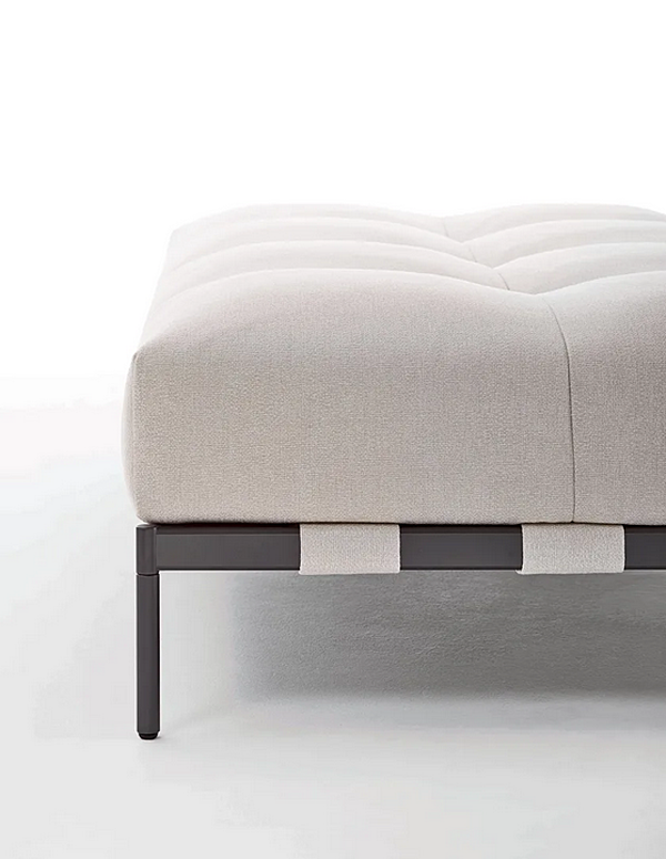 Canapé d'angle en tissu Pixel Light intérieur Saba usine SABA de l'Italie. Foto №8