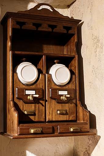 Meubles et accessoires de vin БАР ВИННЫЙ ПОДВЕСНОЙ