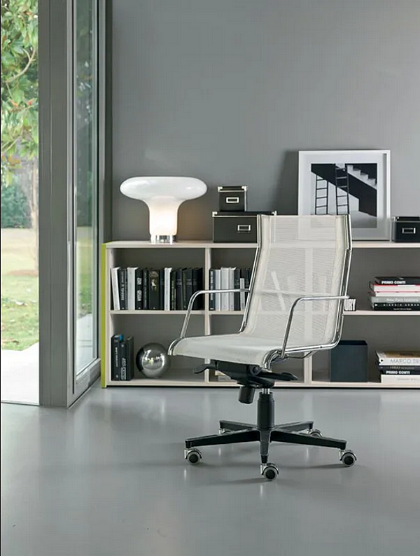 Chaise de direction en cuir avec dossier haut Blade i 4 Mariani usine i 4 Mariani de l'Italie. Foto №6