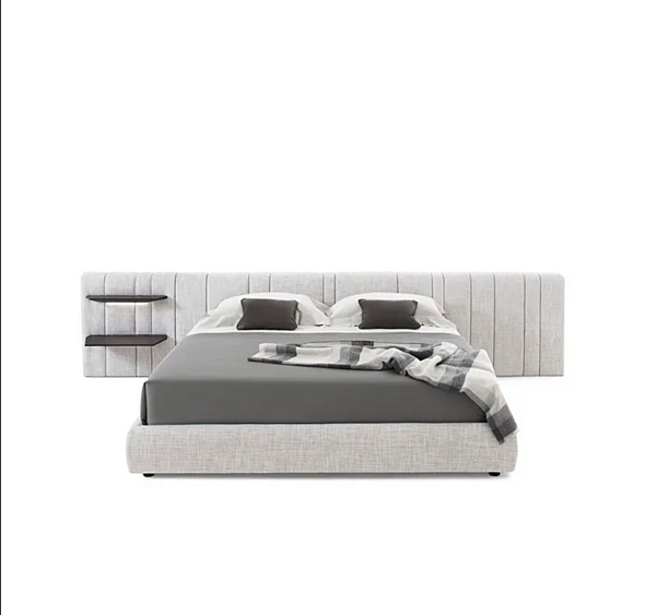 Lit double en tissu avec table de nuit intégrée et tête de lit rembourrée GIORGETTI Karphi Nap usine GIORGETTI de l'Italie. Foto №3