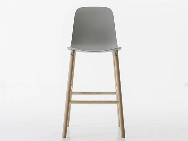 Tabouret de bar en polyuréthane avec dossier Sharky Kristalia usine Kristalia de l'Italie. Foto №13