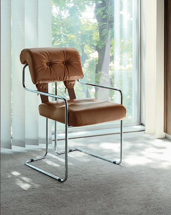 Chaise cantilever rembourrée avec accoudoirs Tucroma I 4 Mariani usine i 4 Mariani de l'Italie. Foto №10