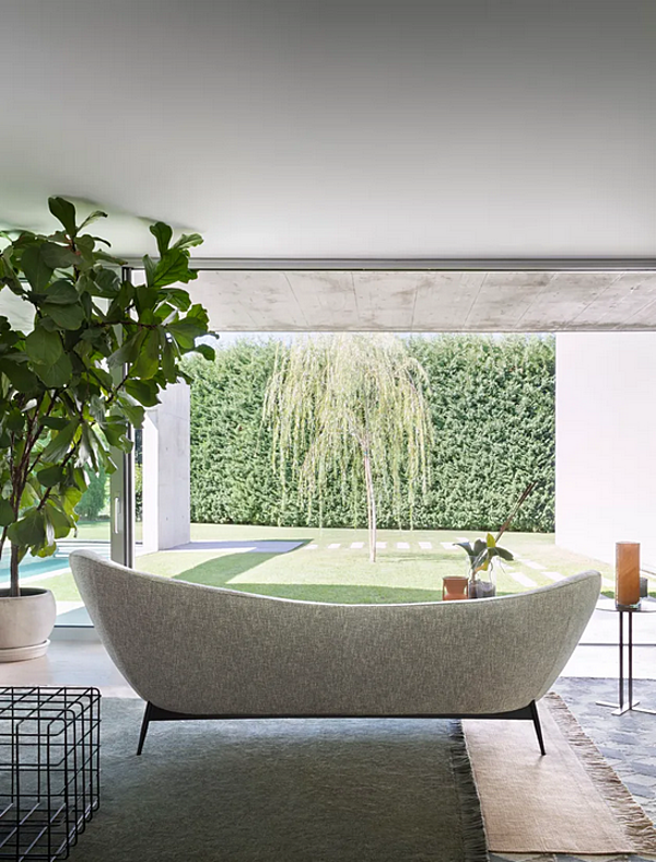 Canapé en tissu trois places Oltremare Saba usine SABA de l'Italie. Foto №10