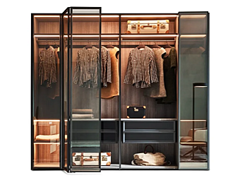 Garde-robe modulable en système Gliss Master 7 en matériau Molteni & C Garde-robe modulable en système Gliss Master 7 en matériau Molteni & C usine Molteni & C.(+VITRA) de l'Italie