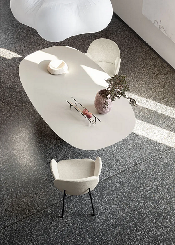 Table ovale en MDF laqué avec base en polyuréthane Teatro Magico Saba usine SABA de l'Italie. Foto №8