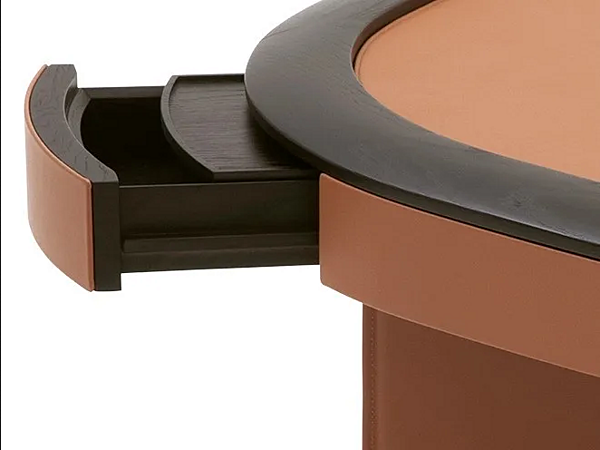 Table de jeu carrée en cuir Flamingo GIORGETTI 73200 usine GIORGETTI de l'Italie. Foto №3