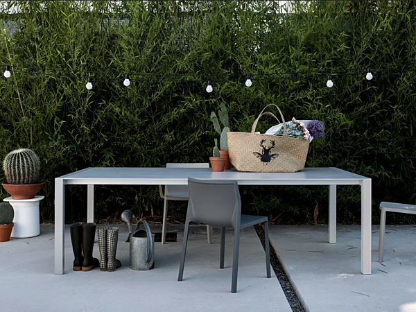 Table de jardin en Dekton Sushi Kristalia usine Kristalia de l'Italie. Foto №1