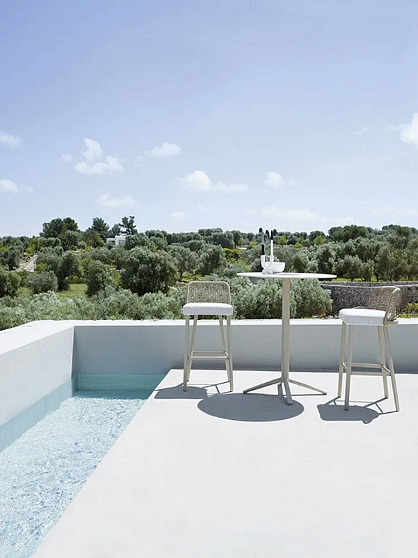 Tabouret de jardin en aluminium peint en poudre avec repose-pieds EMMA VARASCHIN 23650, 23651 usine VARASCHIN de l'Italie. Foto №5