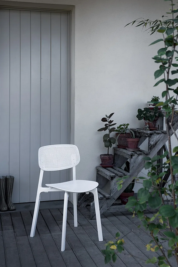 Chaise empilable en polypropylène Colander Kristalia usine Kristalia de l'Italie. Foto №9