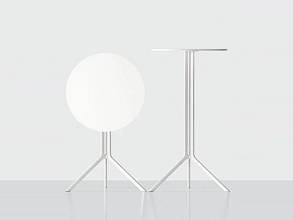 Table basse ronde pliante en bois Kristalia Poule usine Kristalia de l'Italie. Foto №1