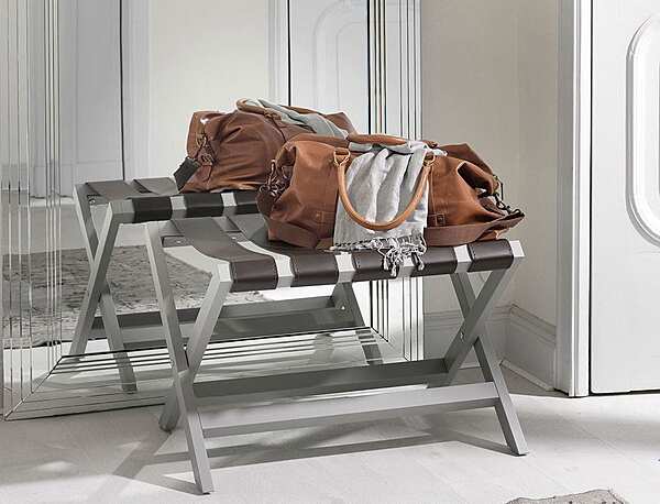 Socle PORADA Portavaligie usine PORADA de l'Italie. Foto №3