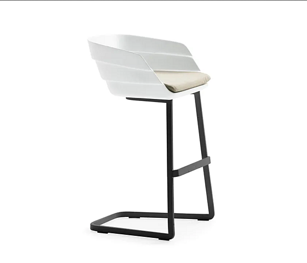 Tabouret haut en polypropylène cantilever Rift Moroso usine Moroso de l'Italie. Foto №2
